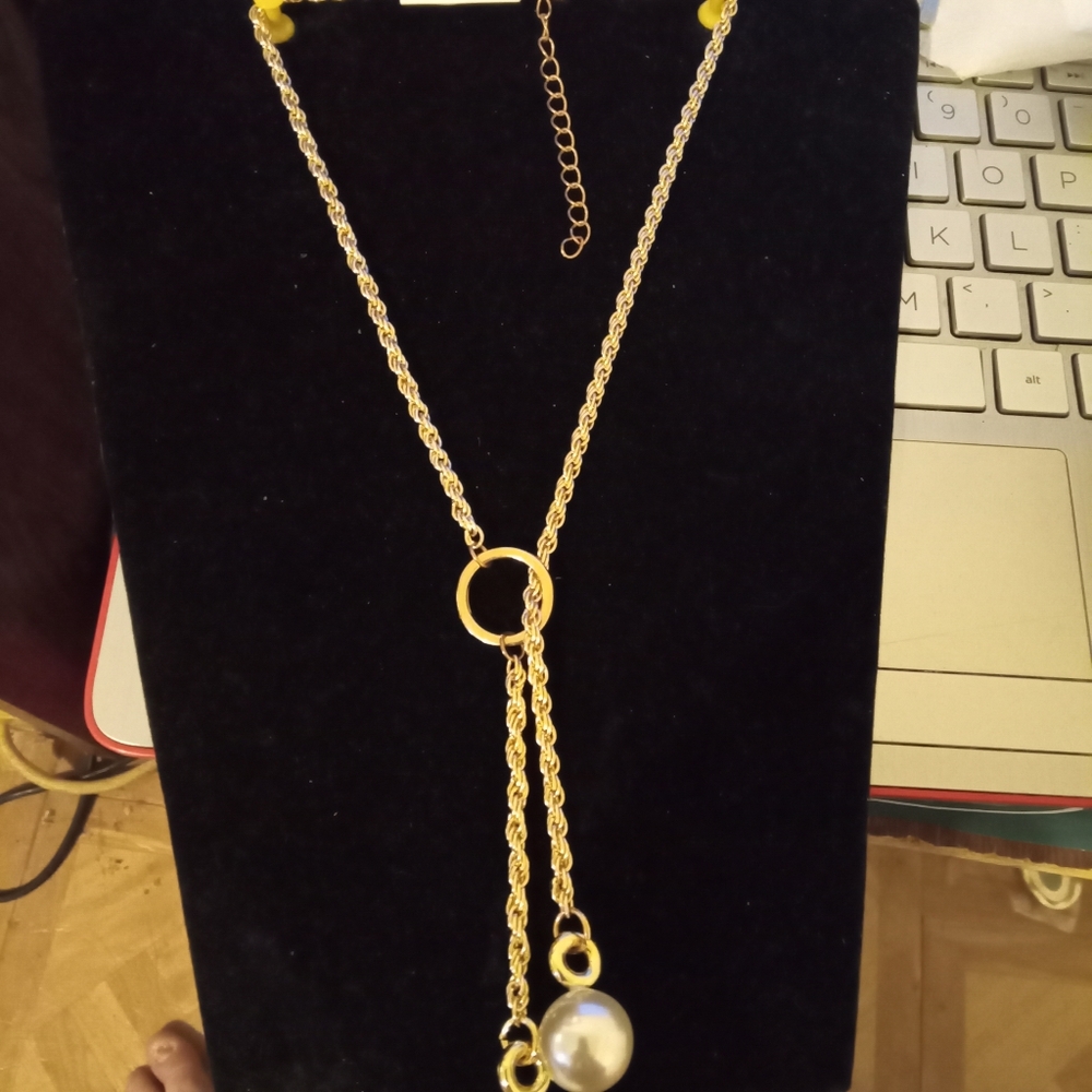 Jewelry - Picture 2 of 8